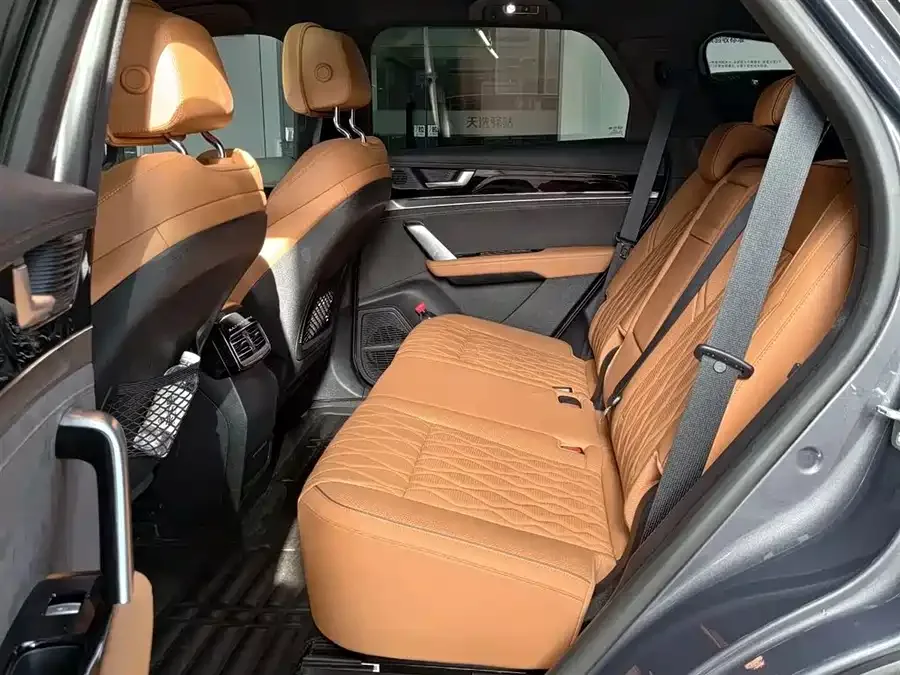 BYD Tang New Energy Tang New Energy 2023 DM-i Champion Edition 112KM Premium Edition 2025 — миниатюра 2