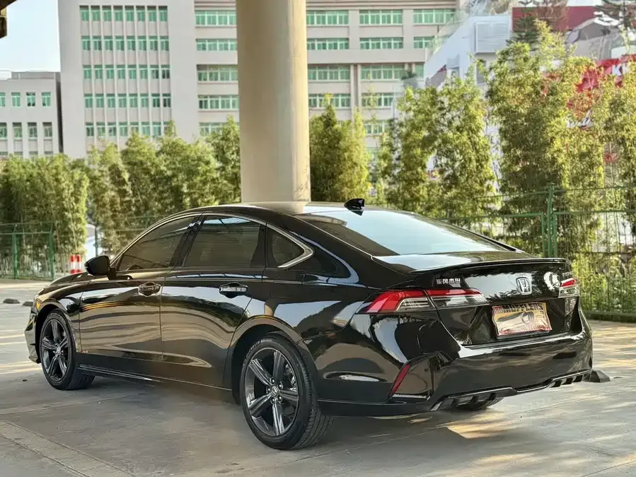 Honda Inspire Inship 2023 260TURBO Exquisite Edition 2023 — миниатюра 2