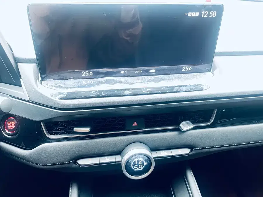 Honda Inspire Insignia 2025 260TURBO Elegant Edition 2025 — миниатюра 3