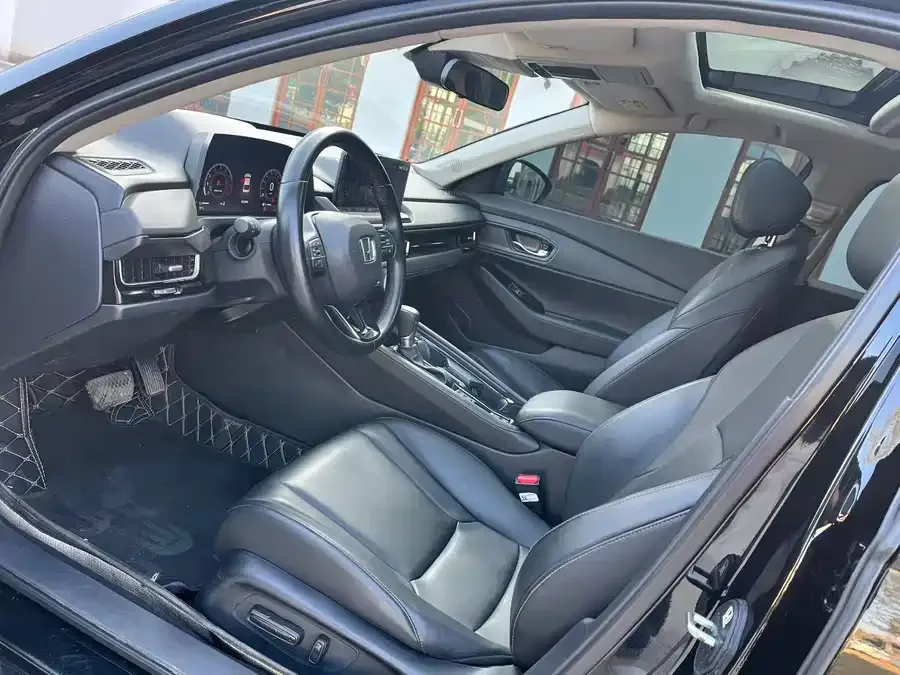 Honda Inspire Insignia 2024 260TURBO Elite Edition 2024 — миниатюра 4