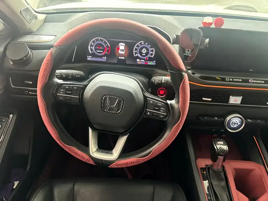 Honda Inspire 2023 Insignia 260TURBO Fine Edition 2024 — миниатюра 4