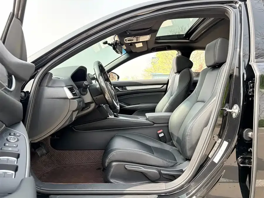 Honda Inspire 2022 Insignia 260TURBO Elegant Edition 2023 — миниатюра 4