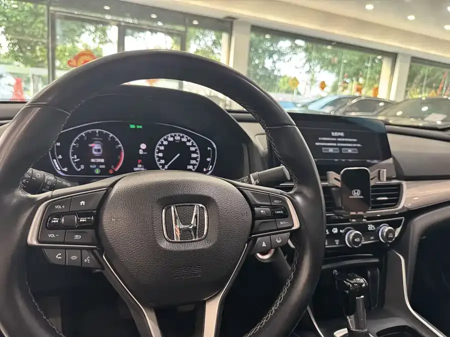 Honda Inspire Inship 2022 260TURBO Exquisite Edition 2022 — миниатюра 5