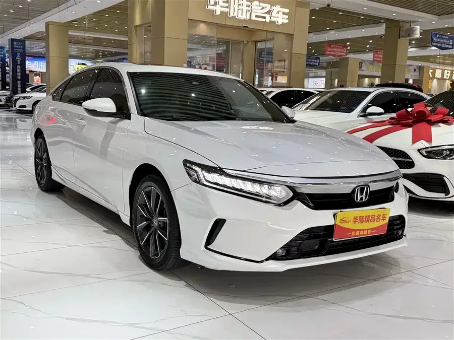 Honda Inspire Inship 2022 260TURBO Exquisite Edition 2022 — миниатюра 3