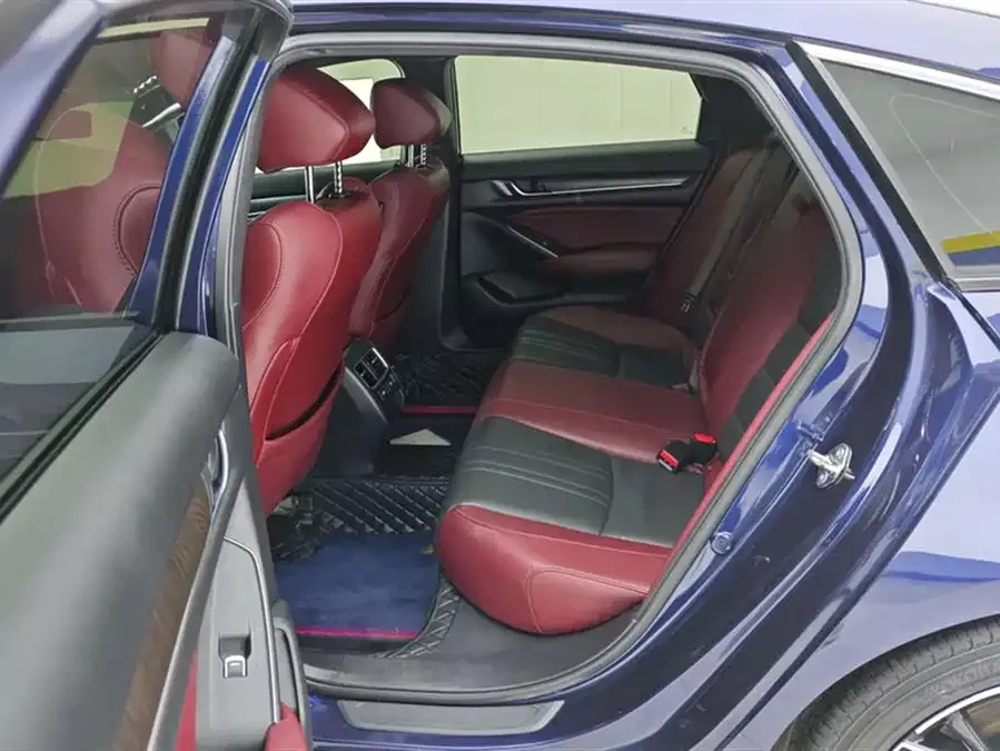 Honda Inspire 2022 Insignia 260TURBO Fine Edition 2022 — миниатюра 5