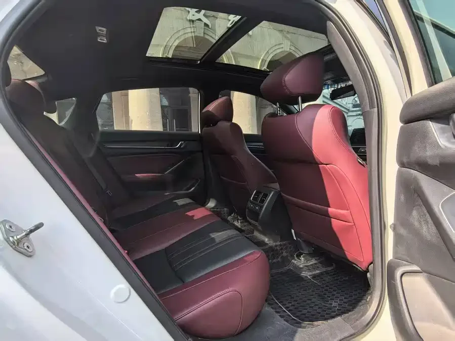 Honda Inspire 2022 Insignia 260TURBO Fine Edition 2022 — миниатюра 4