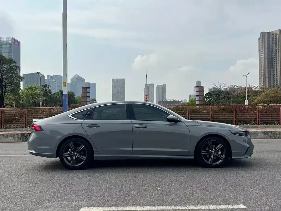 Honda Inspire Inship 2023 260TURBO Exquisite Edition 2023 — миниатюра 4
