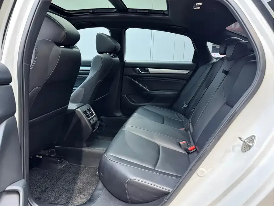 Honda Inspire Inship 2022 260TURBO Exquisite Edition 2023 — миниатюра 4