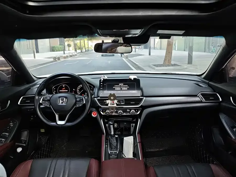 Honda Inspire 2022 Insignia 260TURBO Fine Edition 2023 — миниатюра 4