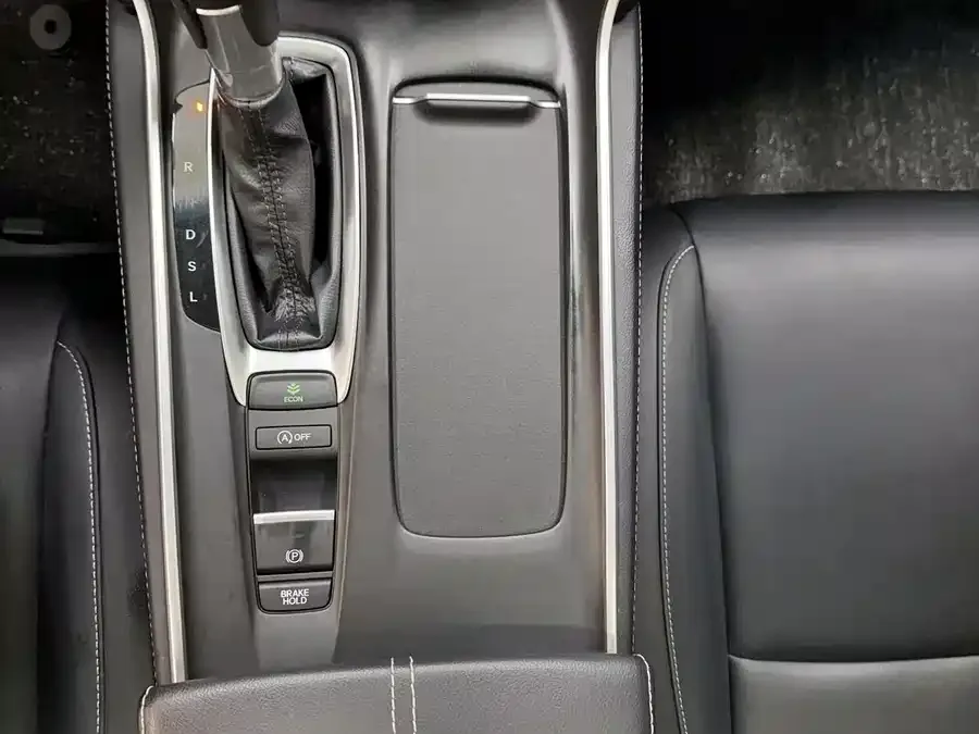 Honda Inspire Inship 2022 260TURBO Exquisite Edition 2022 — миниатюра 4