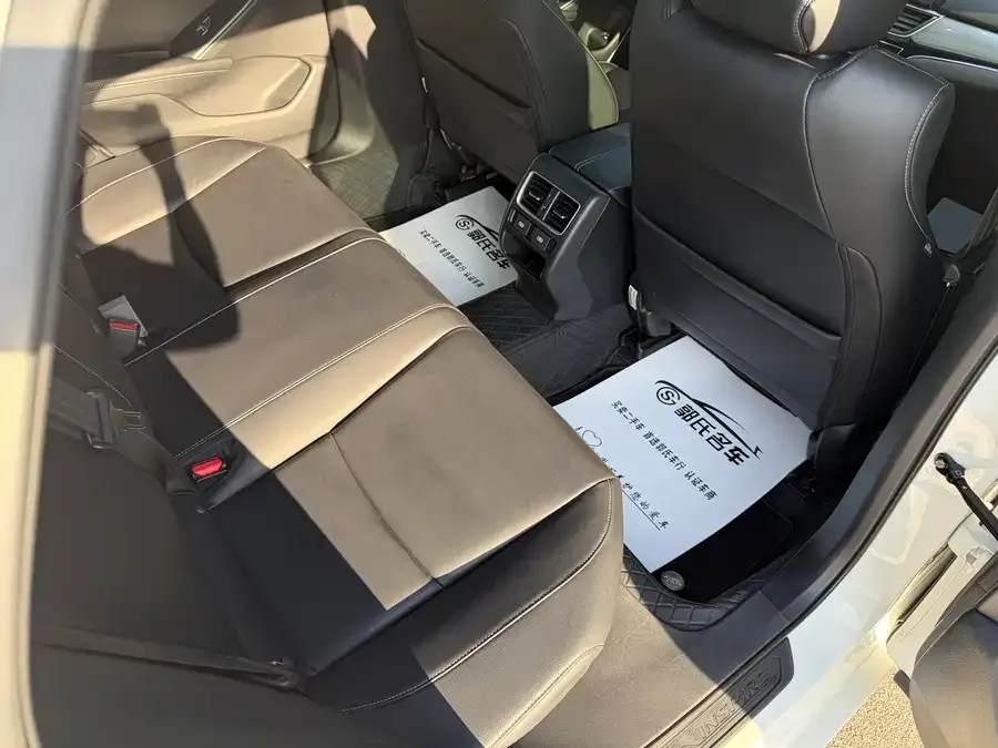 Honda Inspire Inship 2022 260TURBO Exquisite Edition 2023 — миниатюра 5