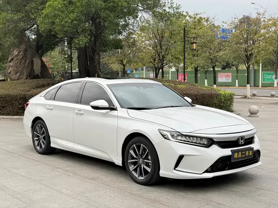 Honda Inspire Inship 2022 260TURBO Exquisite Edition 2022 — миниатюра 3