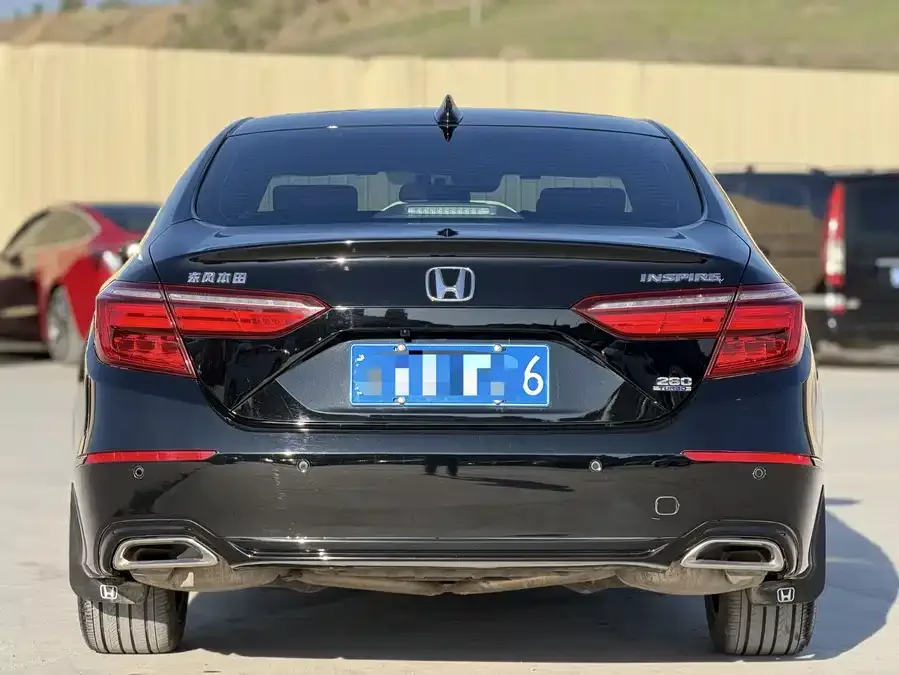 Honda Inspire 2022 Insignia 260TURBO Fine Edition 2022 — миниатюра 2