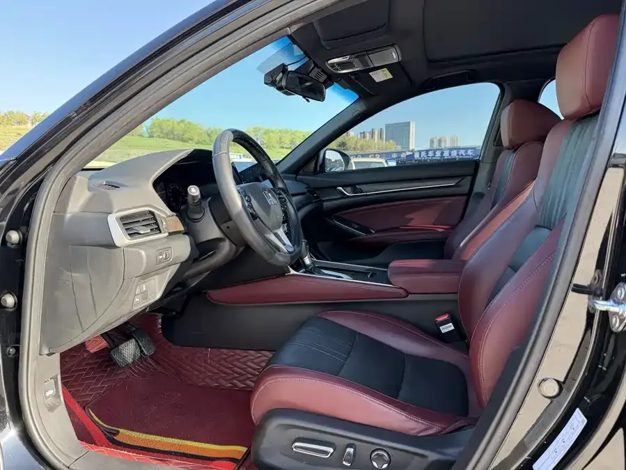 Honda Inspire 2022 Insignia 260TURBO Fine Edition 2022 — миниатюра 4