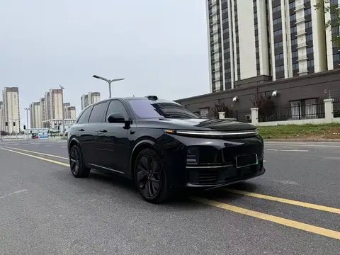 Lixiang L7 2025 купить в Москве