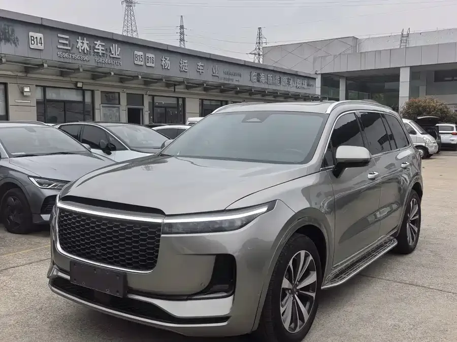 Lixiang ONE Ideal ONE 2021 extended range 6-seater version 2022 — фото 1, купить с доставкой в Москву