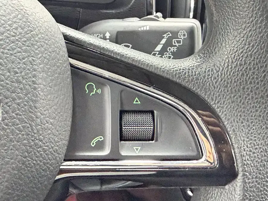 Skoda Kamiq 2023 Kamiq facelift 1.5L automatic comfort version 2023 — миниатюра 5