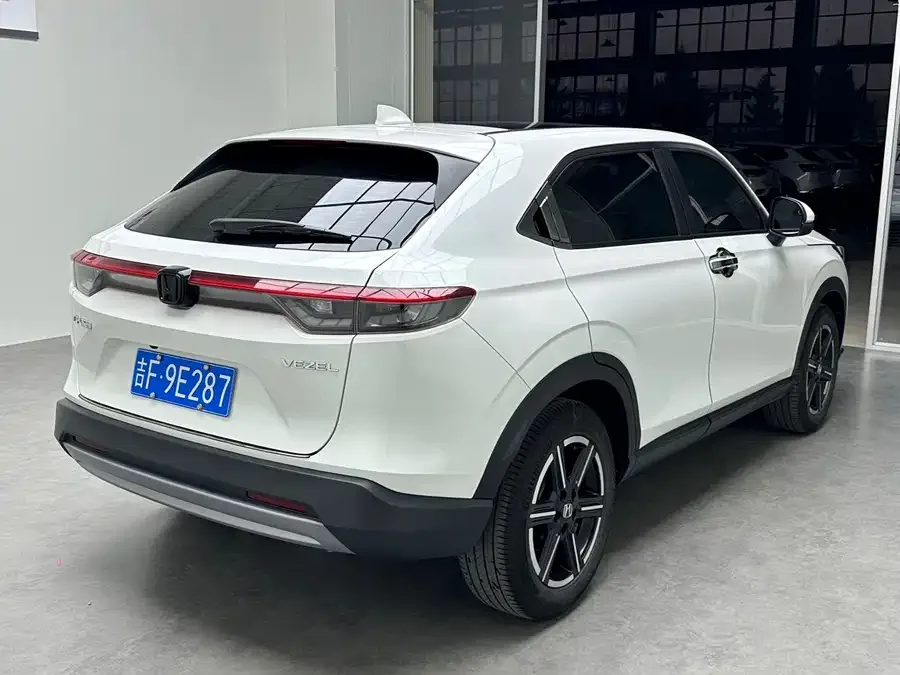 Honda Vezel Binzhi 2023 1.5L CVT Pioneer Edition 2023 — миниатюра 2