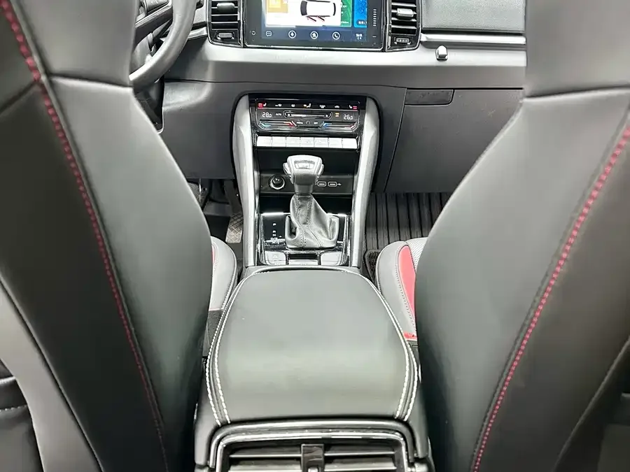 Skoda Karoq Karoq 2022 facelift TSI280 luxury version 2022 — миниатюра 5