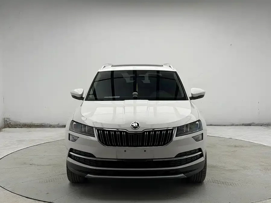 Skoda Karoq Korok 2021 TSI280 Deluxe Edition 2022 — миниатюра 3