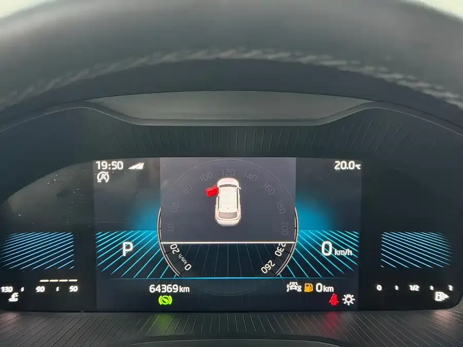 Skoda Karoq Korok 2022 TSI280 Luxury Edition 2022 — миниатюра 5
