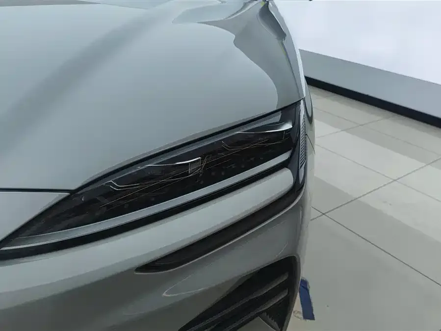 BYD Song PLUS New Energy Song PLUS New Energy 2025 DM-i 112KM Premium Edition 2024 — миниатюра 2