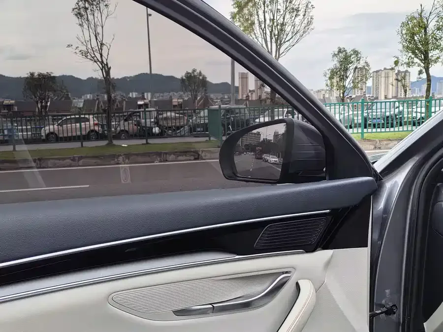 BYD Song PLUS New Energy Song PLUS New Energy 2021 DM-i 110KM Flagship PLUS 2023 — миниатюра 3