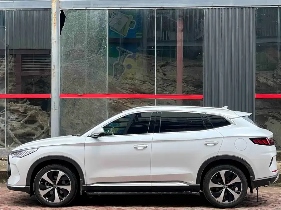 BYD Song PLUS New Energy Song PLUS New Energy 2021 DM-i 110KM Flagship 2022 — миниатюра 3