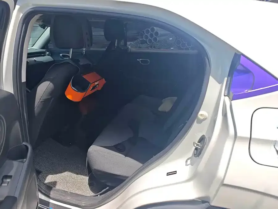 Honda Vezel Binzhi 2023 1.5L CVT Elite Edition 2023 — миниатюра 4