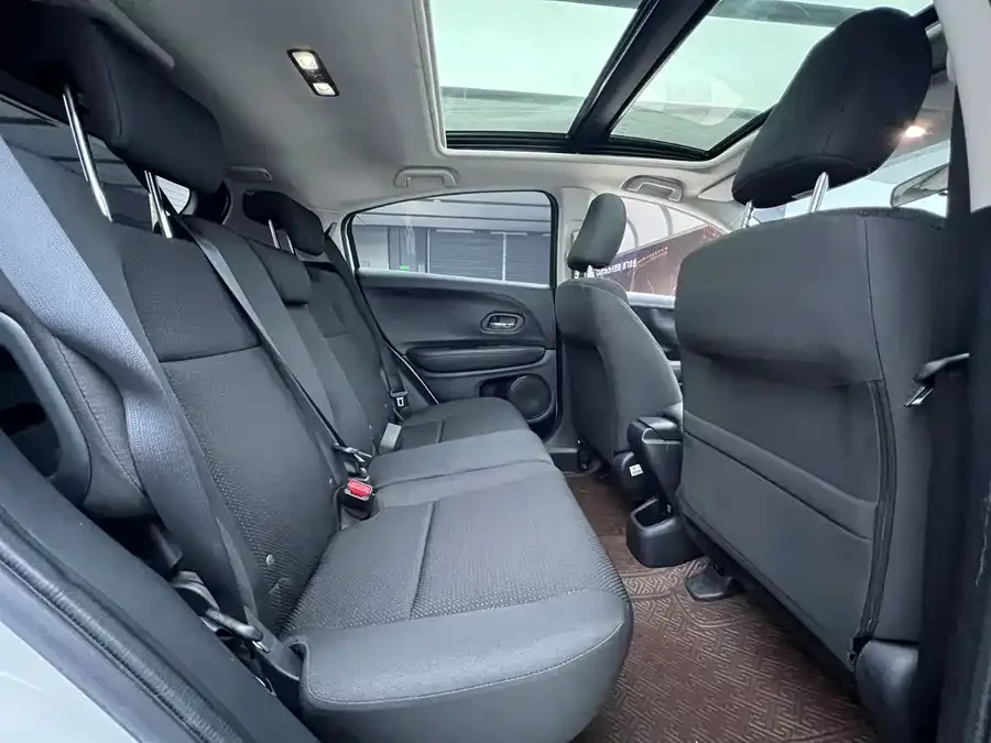 Honda Vezel Binzhi 2020 1.5L CVT Elite Edition 2022 — миниатюра 4