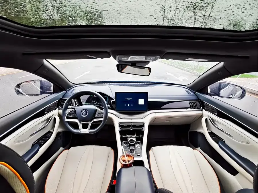 BYD Song PLUS New Energy Song PLUS New Energy 2021 DM-i 51KM Premium Edition 2022 — миниатюра 2
