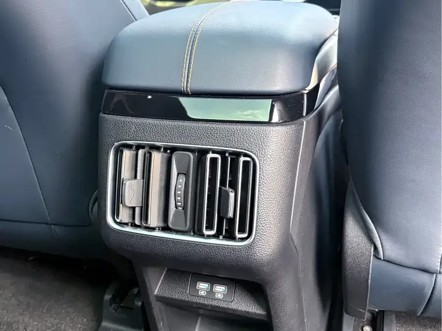 BYD Song PLUS New Energy Song PLUS New Energy 2021 DM-i 51KM Premium Edition 2022 — миниатюра 5