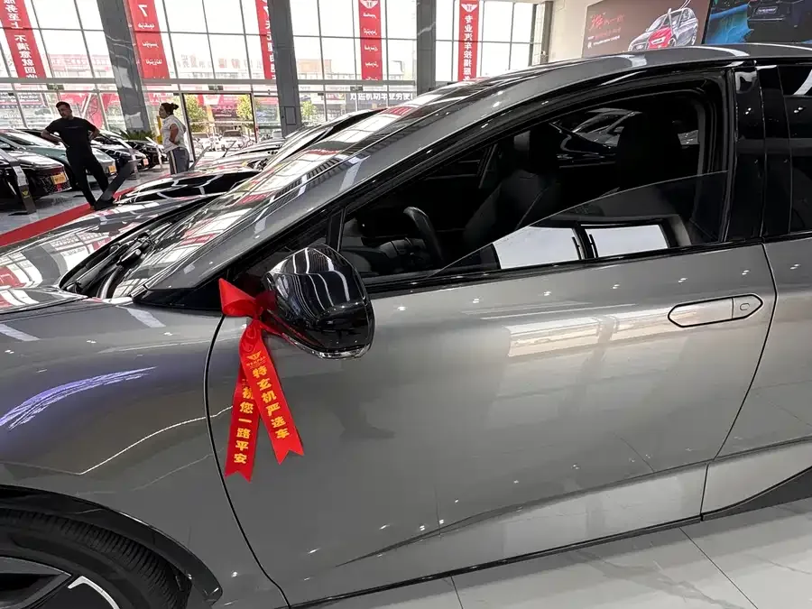 Toyota bZ 3 2023 517km Elite PRO 2023 — миниатюра 2