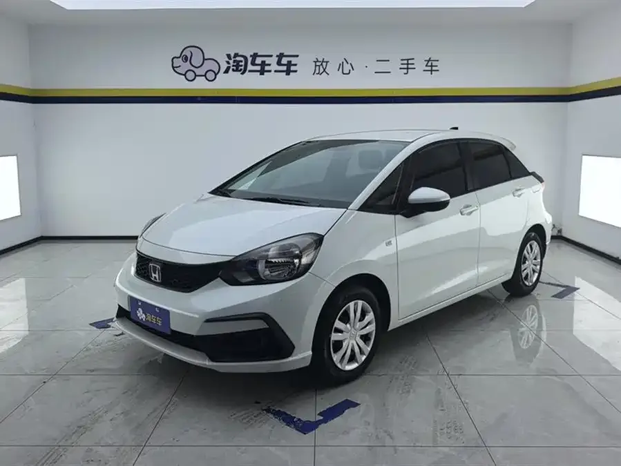 Honda Fit Fit 2023 1.5L CVT Trendy Edition 2023 — фото 1, купить с доставкой в Москву