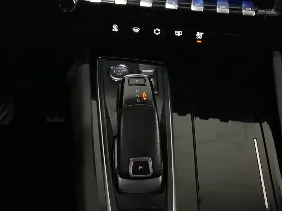 Peugeot 508 Peugeot 508 2022 508L 400THP PureTech Driving Control Edition 2023 — миниатюра 4