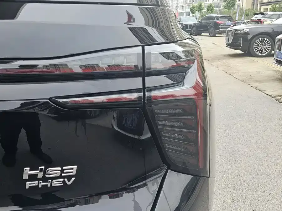 Hongqi HS3 PHEV Hongqi HS3 PHEV 2025 117km Jinwei Edition 2025 — миниатюра 2