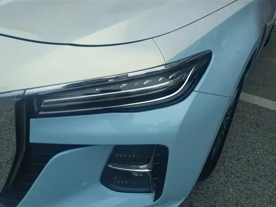 Hongqi H5 Hongqi H5 2023 2.0T Automatic Intelligent Connected Flag Edition 2022 — миниатюра 2