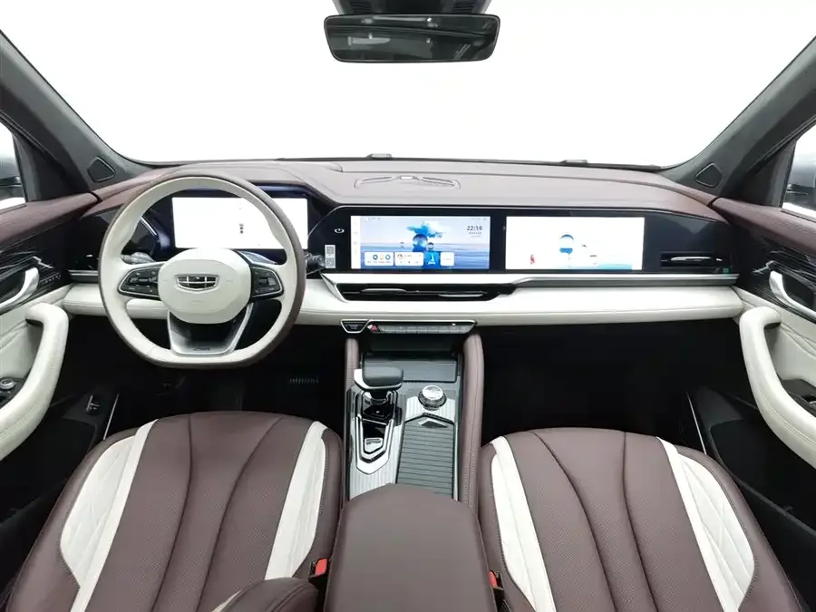 Geely Monjaro Xingyue L 2024 2.0TD High Power Automatic 2WD Yunqi Edition 2025 — миниатюра 2