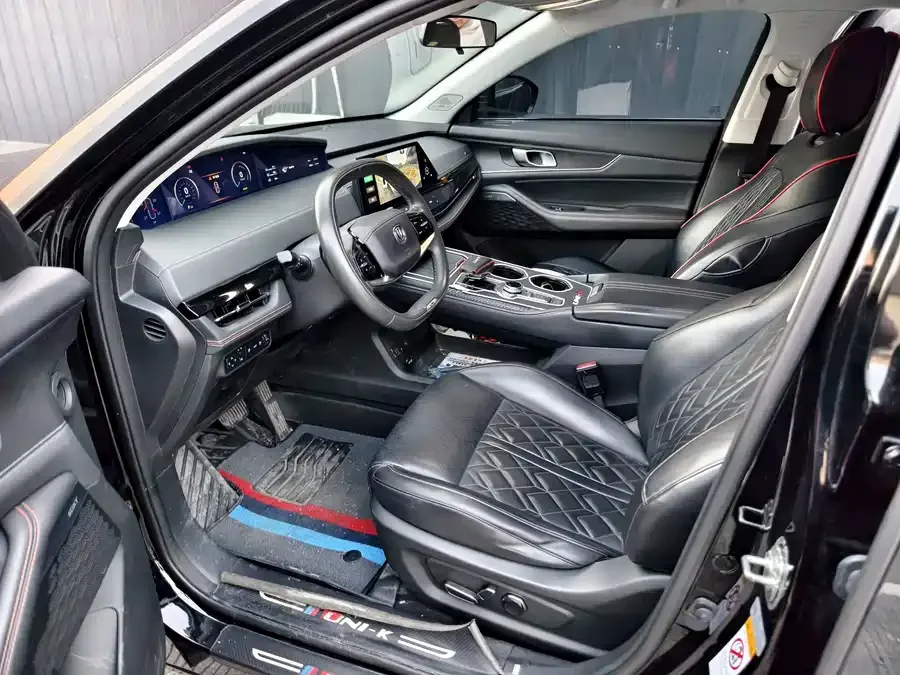 Changan UNI-K Changan UNI-K iDD 2022 Blue Whale iDD 130km 1.5T Premium Edition 2022 — миниатюра 2