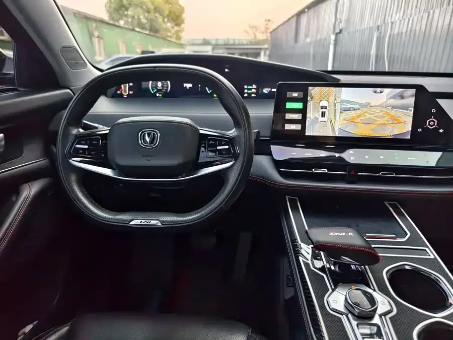 Changan UNI-K Changan UNI-K iDD 2022 Blue Whale iDD 130km 1.5T Premium Edition 2022 — миниатюра 3