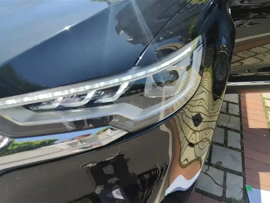 Hongqi HS5 Hongqi HS5 2022 facelift 2.0T Zhilian Qixiang Edition 2022 — миниатюра 2