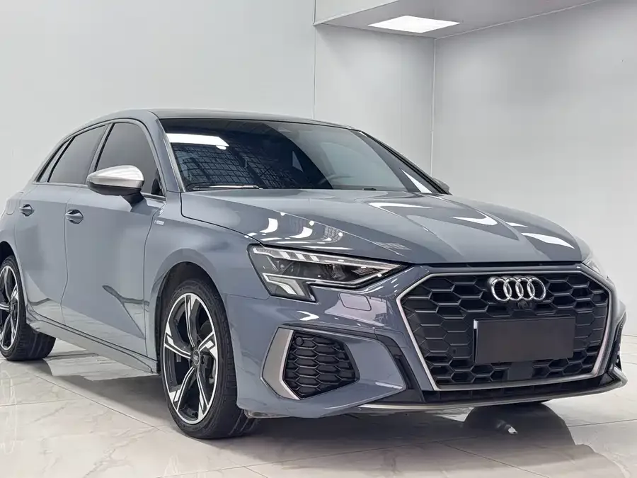Audi A3 2022 Sportback 35 TFSI RS Kit Burning Speed Type 2022 — миниатюра 3