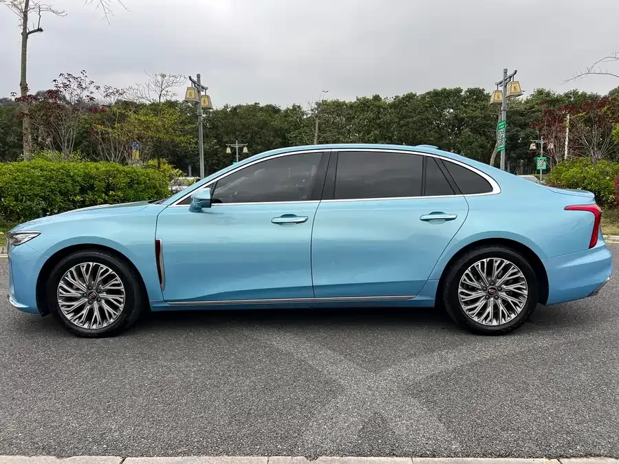 Hongqi H5 Hongqi H5 2023 2.0T Automatic Intelligent Connection Flagship Edition 2022 — миниатюра 3