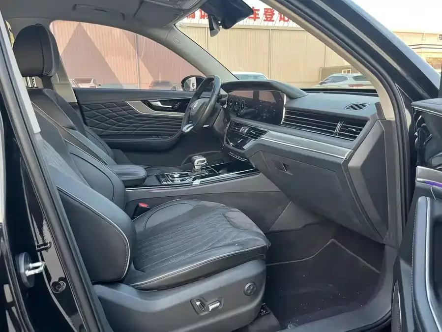 Hongqi HS5 Hongqi HS5 2022 facelift 2.0T Zhilian Qixiang four-wheel drive version 2022 — миниатюра 3
