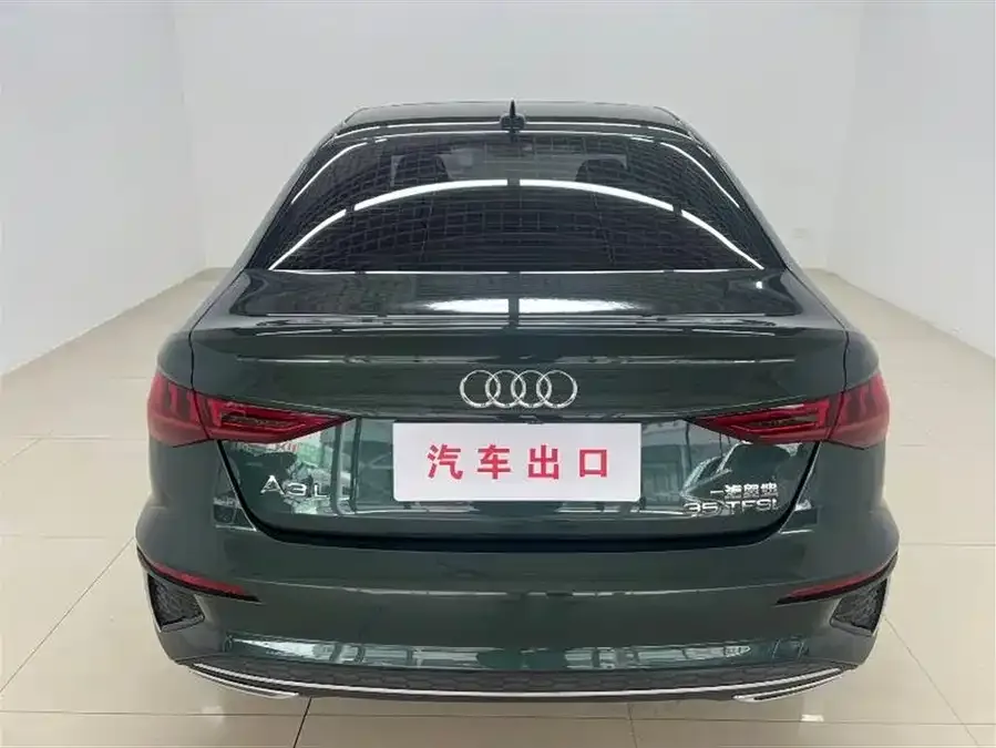 Audi A3 2022 A3L Limousine 35 TFSI Fashion Sports 2022 — миниатюра 2