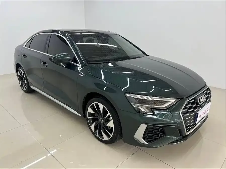 Audi A3 2022 A3L Limousine 35 TFSI Fashion Sports 2022 — миниатюра 3