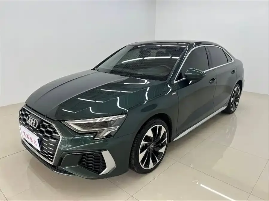 Audi A3 2022 A3L Limousine 35 TFSI Fashion Sports 2022 — фото 1, купить с доставкой в Москву