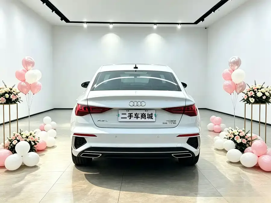 Audi A3 2022 A3L Limousine 35 TFSI Enterprising and Elegant Model 2023 — миниатюра 2