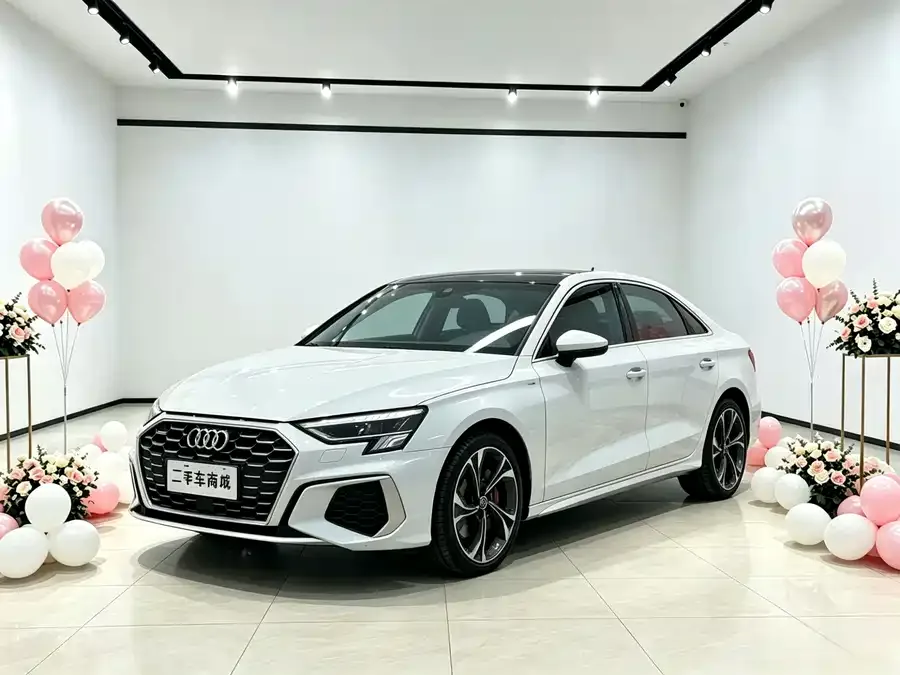 Audi A3 2022 A3L Limousine 35 TFSI Enterprising and Elegant Model 2023 — миниатюра 3