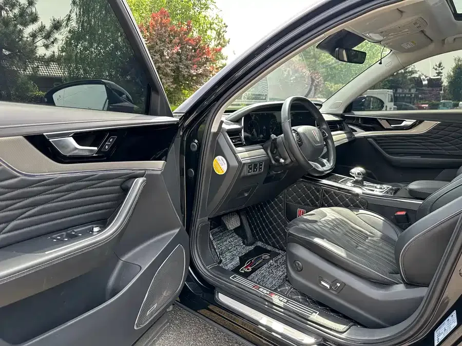 Hongqi HS5 Hongqi HS5 2022 2.0T Zhilian Qiyue Edition 2022 — миниатюра 3